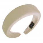 Bentita deosebita pentru par din catifea Hand Made BTP014 - Crem Bentita deosebita pentru par din catifea Hand Made BTP014 - Crem